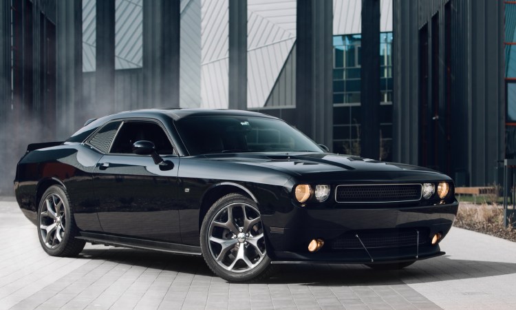 Modifikasi mobil menjadi street racing, Sumber: slashgear.com