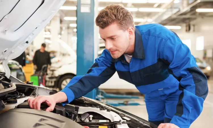 Meningkatkan performa mesin mobil, Sumber: autotrainingcentre.com