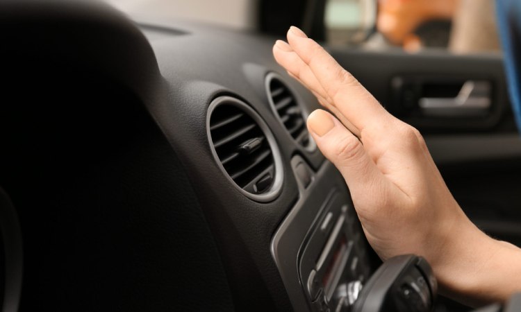 ac mobil, Sumber: telletire.com